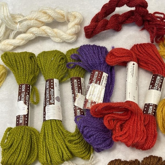 Vintage Bucilla Needlepoint And Crewel 100% Virgin Wool Persian Assorted Colors - Picture 7 of 11